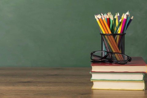 Educational objects arrangement with copy space