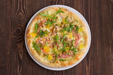 Pizza with turkey