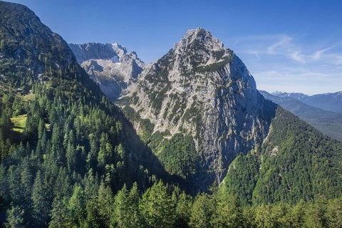Hoellental with summit of Zugspitze 2962m and Waxenstein 2277m