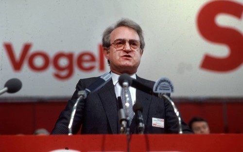 Dortmund. Party Congress of the Social Democratic Party of GermanySPD) on 29. 6. 1983 in the Westfalenhalle. Johannes Rau