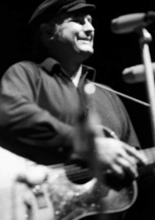 The artist and cabaret artist Dietrich Kittner on 08. 10. 1971 on the occasion of the 10th anniversary of the music publishing house Plaenein Dortmund