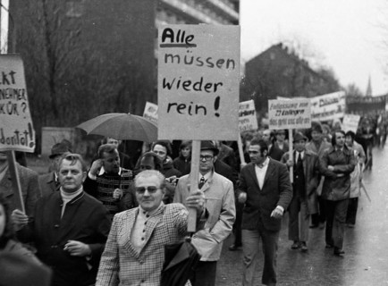 The dismissal of workers at the Mannesmann factory after a spontaneous strike not led by the union provoked protests by Mannesmann workers in Duisburg and other locations on 7 November 1973 and solida...