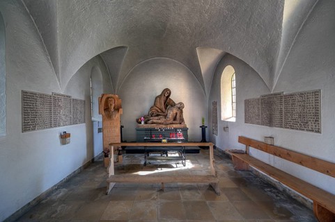 Statue of Father Rupert Mayer by sculptor Michael Vogler and Pieta