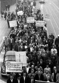 4000 workers of the steelworks Suedwestfalen AG took to the streets in Hagen on 4 October 1971 to protest for their jobs