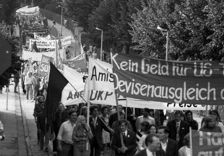 With a conference and demonstration