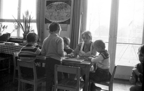 This colliery kindergarten with lots of music and paintings by Ruhrkohle AG