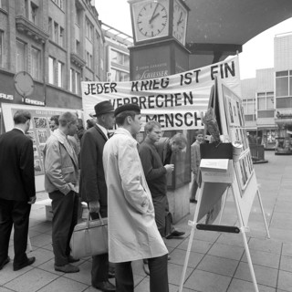 The anti-war day celebrated by trade unions and other democratic organisations was the day of Hitler's entry on 1. 9. 1939