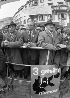 An expellees' rally on 30 May 1970 in Bonn with the NPD