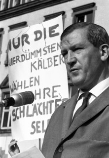 The Ruhr Action against the Emergency Laws in 1968 turned against the emergency legislation with numerous local actions by students