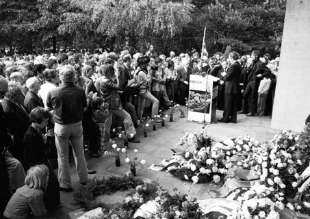 The traditional commemoration ceremony Flowers for Stukenbrock