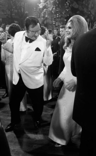 Banquet and ball at the Duesseldorf Hilton Hotel in 1966 accompanied by protest with reference to misery and terror in Brazil