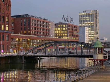 The Busanbruecke in Hamburg's Hafencity and the Elbtorpromenade in the background. Hafencity