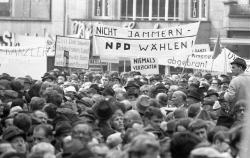 An expellees' rally on 30 May 1970 in Bonn with the NPD
