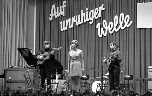 Trade union activities in the years 1965 to 1971 on the subject of co-determination and Montanmitbestimmung in the Ruhr area