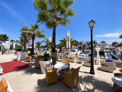 Restaurant in Cala Llonga Harbour