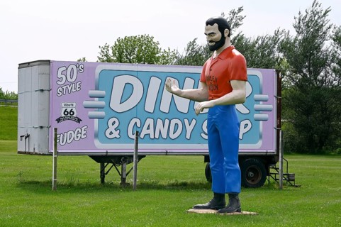Harley Davidson man statue in front of the Pink Elephant Antique Mall