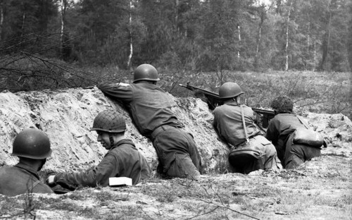 The basic training of conscripts in 1965 in a barracks in Dortmund and on a military training area in the Lueneburg Heath
