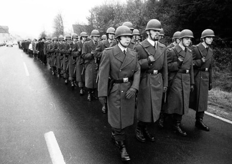 A meeting of the traditional associations of the Waffen- SS to honour their dead of the 6th SS Division North on 14. 11. 1971 in Hunrueck was accompanied by the Bundeswehr with officers and a squad of...