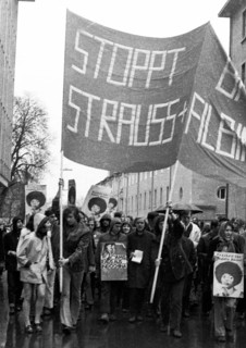 The peace movement's 1972 spring campaign addressed the public primarily with the demand for ratification of the Eastern treaties on 1. 4. 1972