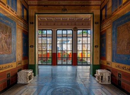 Exhibits and interior design in the Pompejanum in Aschaffenburg