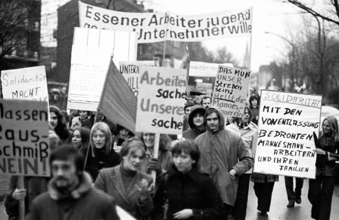 The dismissal of workers at the Mannesmann factory after a spontaneous strike not led by the union provoked protests by Mannesmann workers in Duisburg and other locations on 7 November 1973 and solida...