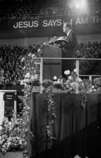 Performance and show by US revivalist Billy Graham on 2. 4. 1970 at the Westfalenhalle Dortmund