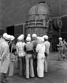 The Oxygen steelworks Phoenix of Hoesch AG on 25. 7. 1973 produced steel. Today the former steelworks is an amusement park on Lake Phoenix in Dortmund-Hoerde. Former Dirt Slinger: Thomasbirne
