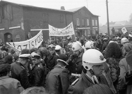 The NPD's right-wing radical action Resistance was a nationwide response to Willy Brandt's 1970 policy of understanding with the East
