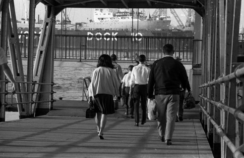 Work at the Port of Hamburg and Howaldtswerke Hamburg