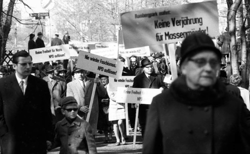 Good Friday 1945 the forest in Rombergpark was a place of crime. The commemoration of the Nazi crimes here on 23. 3. 1967 in Dortmund Bittermark a demonstration against neo-Nazism