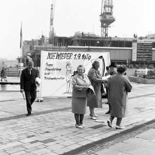 The anti-war day celebrated by trade unions and other democratic organisations was the day of Hitler's entry on 1. 9. 1939