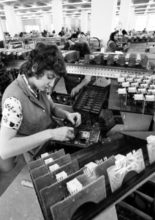 Women's workplaces at Siemens on 22. 11. 1973 during the production of telephone sets in Bocholt