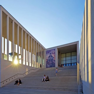James Simon Gallery