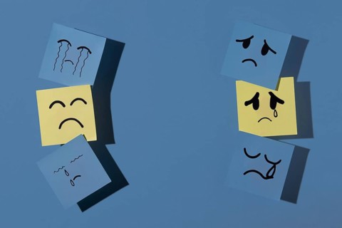 Blue monday with sticky notes copy space