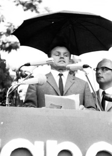 IG Metall reacted to the federal government's emergency laws in 1968 with a youth emergency report congress and demonstrations in Duisburg. Georg Benz at the lectern