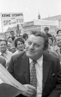 An expellees' rally on 30 May 1970 in Bonn with the NPD