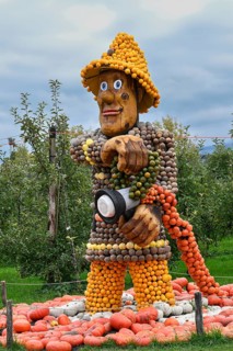 Figure Fireman Pumpkins