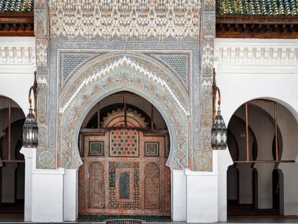 Gate made of wood with carvings
