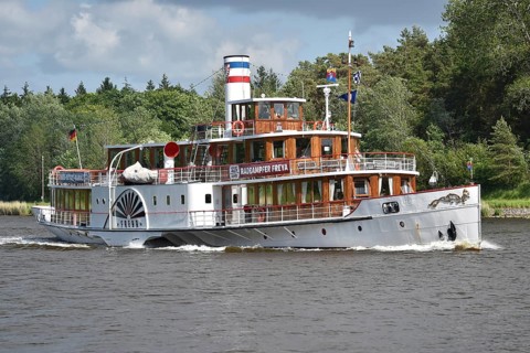 Steamship Freya sails through the Kiel Canal