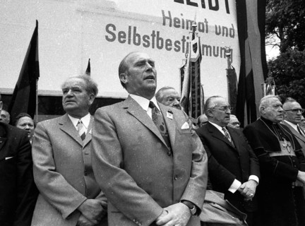 The Sudeten German Day of Expellees took place in 1972 on 21 May 1972 in Stuttgart. Walter Becher