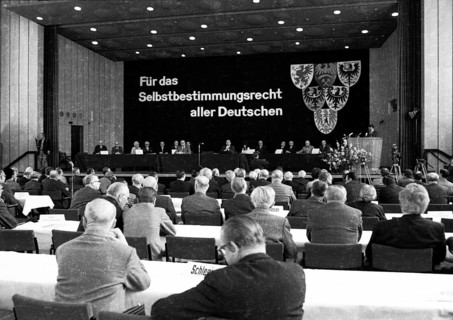 The Congress of the East German Expellees' Associations on 15. 4. 1972 in Bad Godesberg
