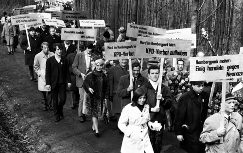 The traditional tribute to murdered Nazi victims on Good Friday 1945 in Rombergpark in Dortmund is also a demonstration
