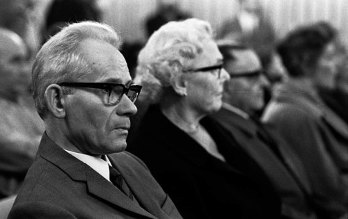 This meeting of affected tenants took a stand against usury in Duesseldorf