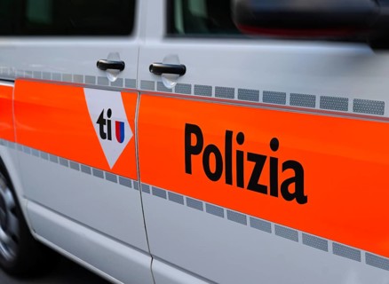 Mop-up picture police car