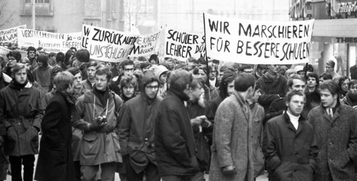 Students in the Ruhr area in the years 1965 to 1971 demonstrated in the Ruhr cities of Dortmund