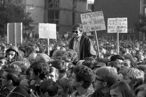 Far-reaching peaceful protests by students at the University of Muenster during the 1968 election campaign were answered by the police with the use of water cannons