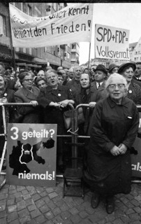 An expellees' rally on 30 May 1970 in Bonn with the NPD