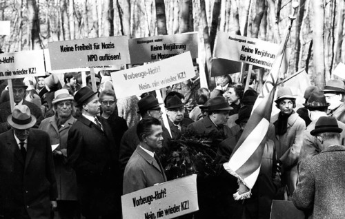 Good Friday 1945 the forest in Rombergpark was a place of crime. The commemoration of the Nazi crimes here on 23. 3. 1967 in Dortmund Bittermark a demonstration against neo-Nazism