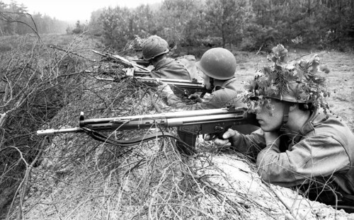 The basic training of conscripts in 1965 in a barracks in Dortmund and on a military training area in the Lueneburg Heath
