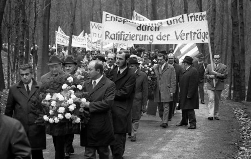 The honouring of the dead by the Nazi regime on Good Friday 1945